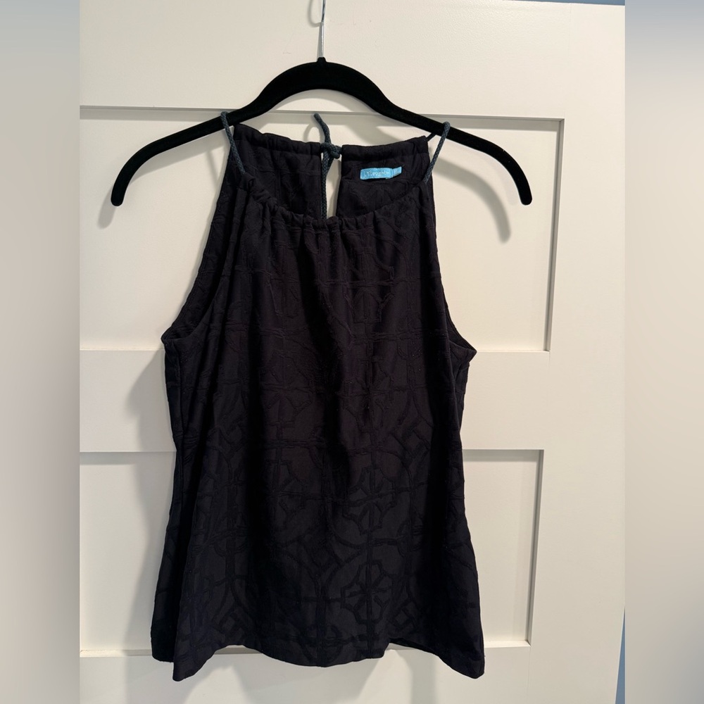 Beautiful J. mcLaughlin halter top and black Jacard size extra small like new.